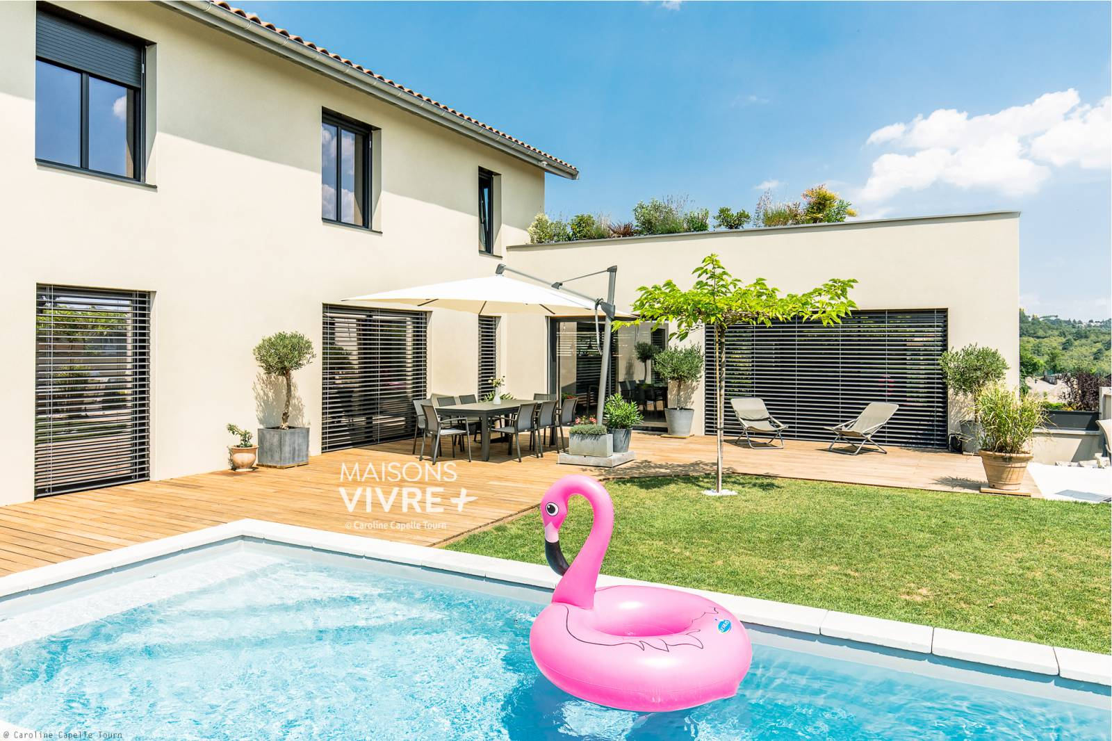 Maison contemporaine sur 3 niveaux en L dans les Monts d'Or