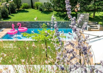 Maison contemporaine sur 3 niveaux en L dans les Monts d'Or