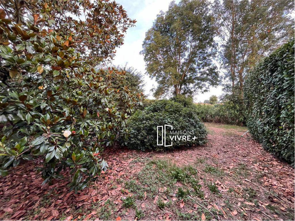 TERRAIN À SAINT-ANDRE-DE-CORCY