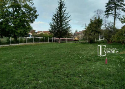 TERRAINS À COLOMBIER-SAUGNIEU